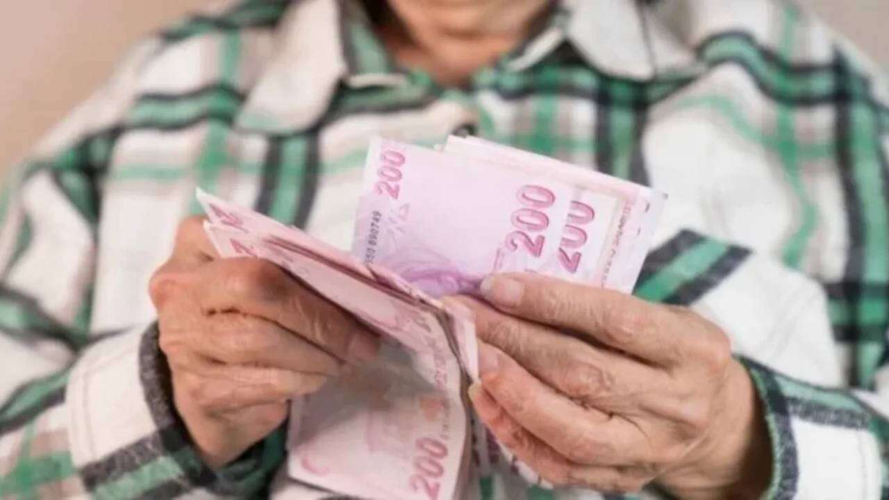 EYT'den sonra ikinci hamle: Kademeli emeklilik geliyor, tarih verildi! Erdoğan'ın masasında 5